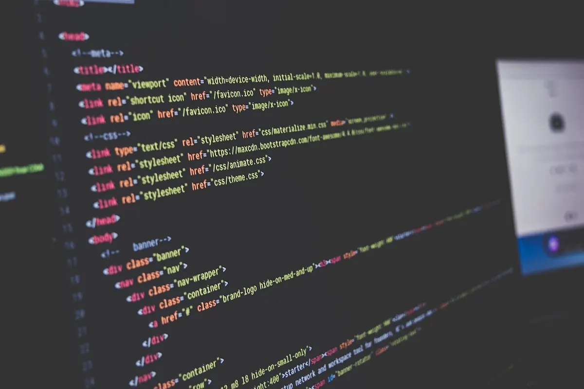 CSS код на екрана на компютър